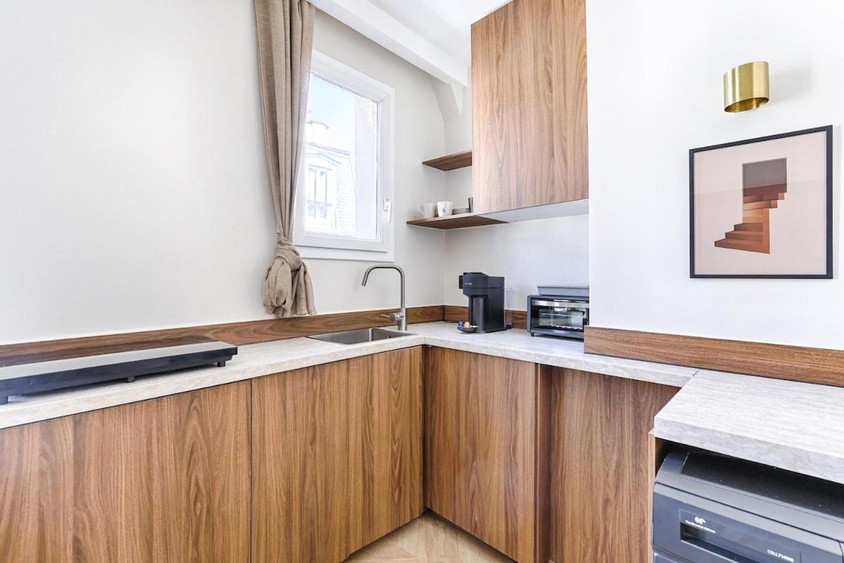Appartement Barbes Buttes Chaumont Cosy 2p
