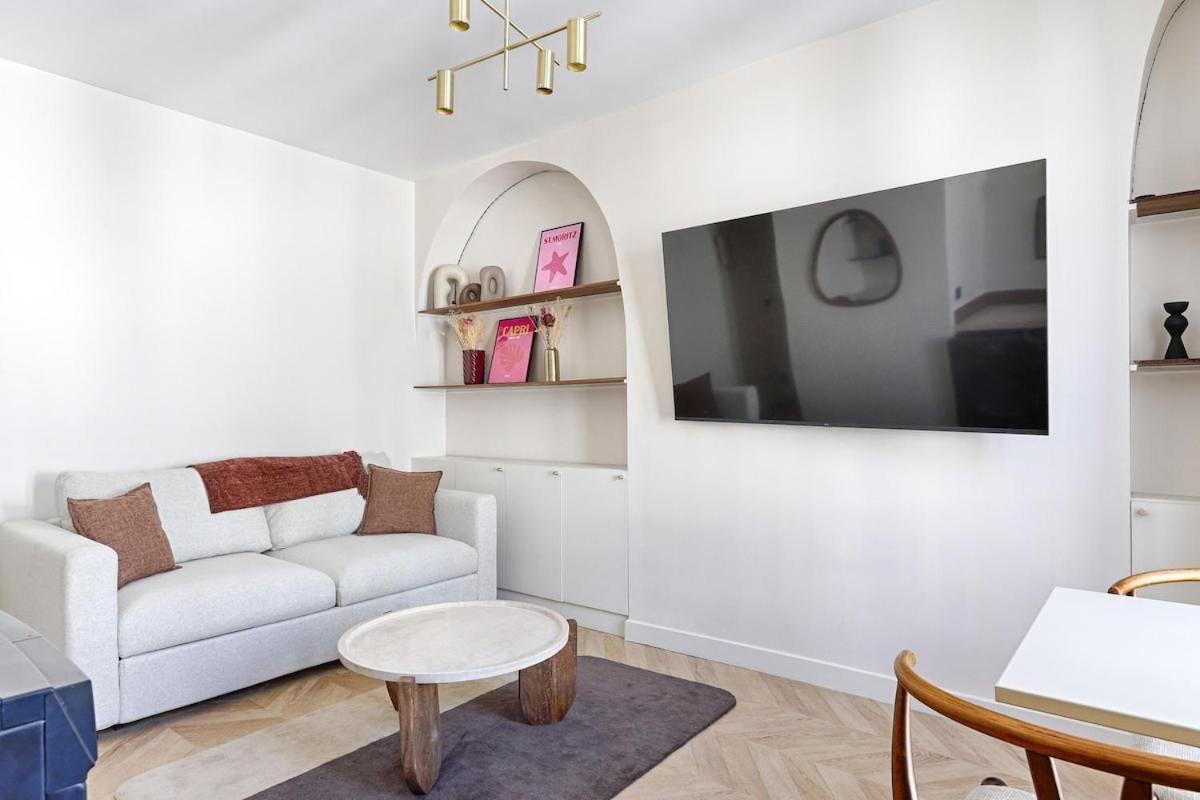 Appartement Barbes Buttes Chaumont Cosy 2p *