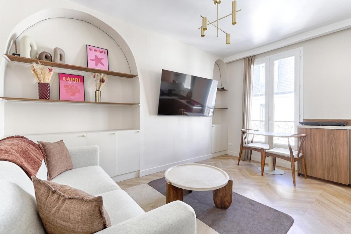 Appartement Barbes Buttes Chaumont Cosy 2p Parijs