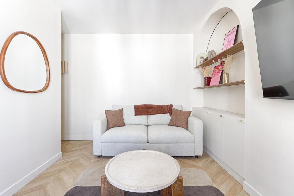 Apartment Barbes Buttes Chaumont Cosy 2p *
